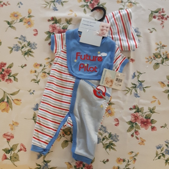 size 0-3M  match 4 piece outfit NWT - Picture 2 of 6